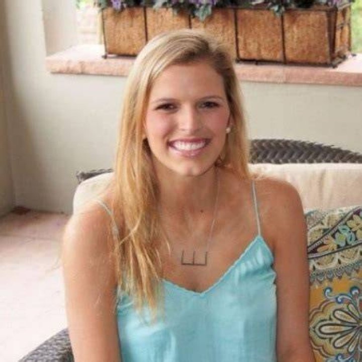 Ellen Heidingsfelder studied Law from University of Virginia and Loyola University’s Law School.